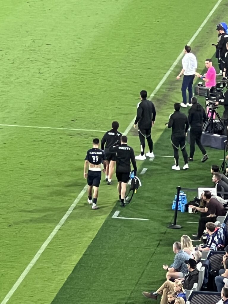 chucky lozano injury